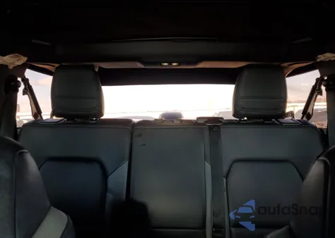 2021 Ford Bronco Base from USA, damaged, VIN 1FMEE5DHXMLA92853